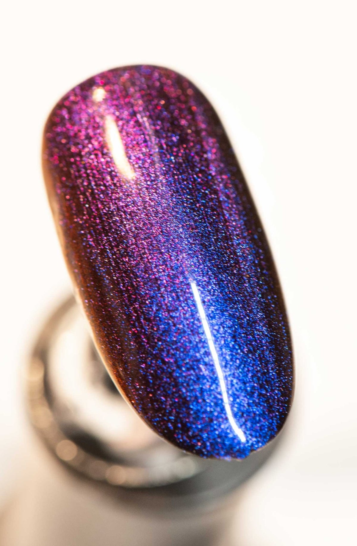 Calypso - Chameleon Cats Eye Gel Polish - Cordoza Nail Supply